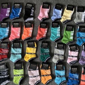 NWT Brand new 10 pairs VS PINK no show socks